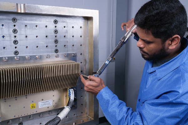 MIL-STD-810 Vibration and Shock Testing MIL-STD-810